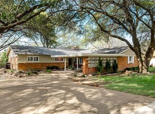 5916 Whitman Ave, Fort Worth, TX 76133