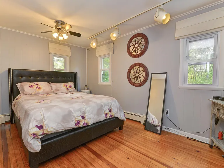 14 Seabird Ave — Photo 8
