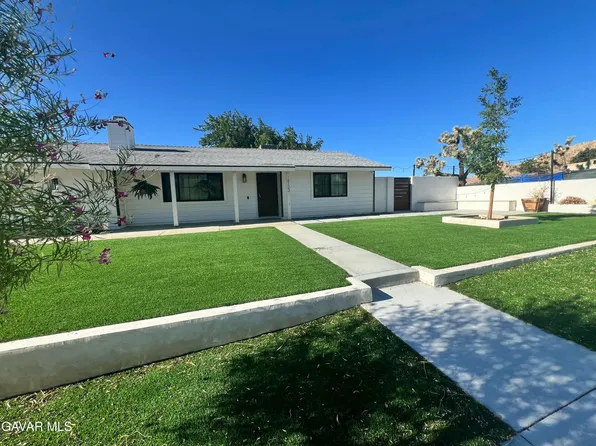 16122 Stagecoach Ave, Lake Los Angeles, CA 93591