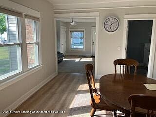 4th image of 314 W Main St