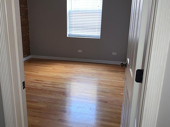 5th image of 1643 W Farwell Ave APT 2S