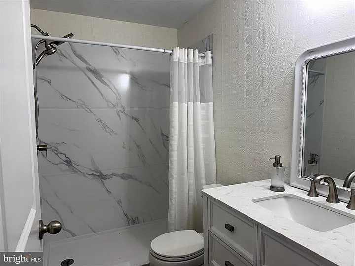 257 Stager Ave — Photo 10