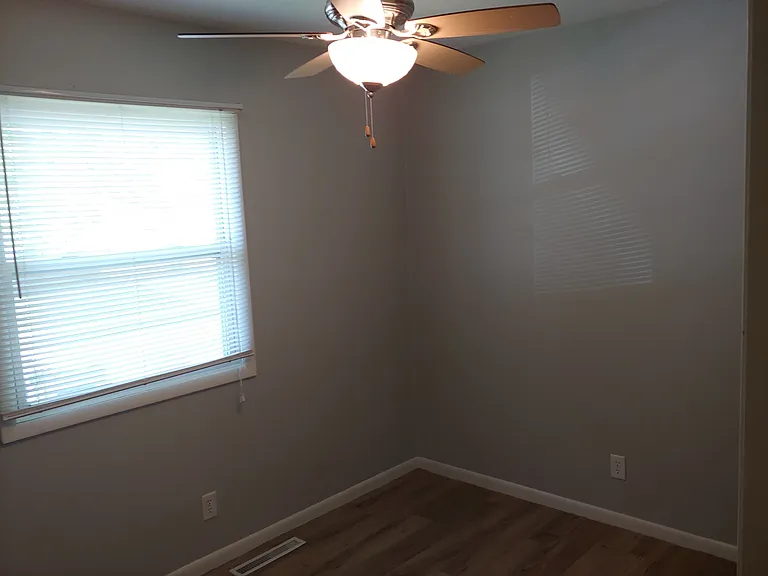 3121 Westmar Dr — Photo 17