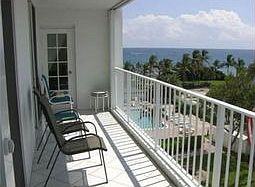 Home for Sale in Deerfield Beach, Florida $399,500