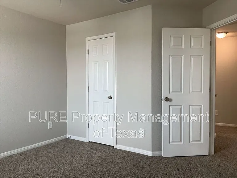 161 Nogalito Way — Photo 36