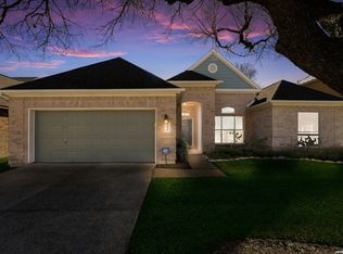 2430 Enfield Grove Dr, San Antonio, TX 78231