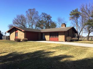 20103 Castle Dr, Bristol, IN 46507