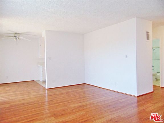 5th image of 11692 Chenault St APT 210