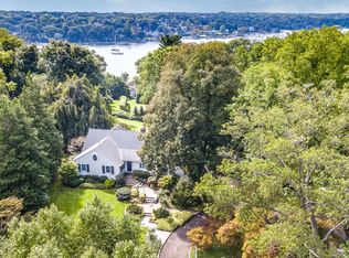 185 Bay Ave, Huntington Bay, NY 11743