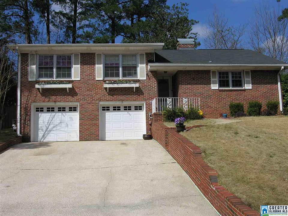 1st image of 916 Shades Glen Dr