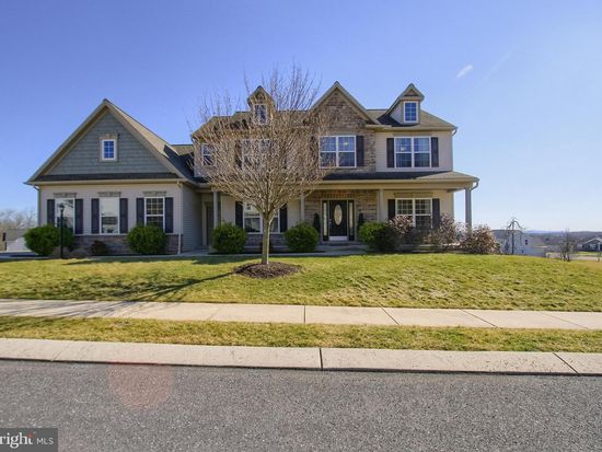 2702 Box Elder Ct, Harrisburg, PA 17112