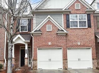 1307 Lexington Dr, Roswell, GA 30075