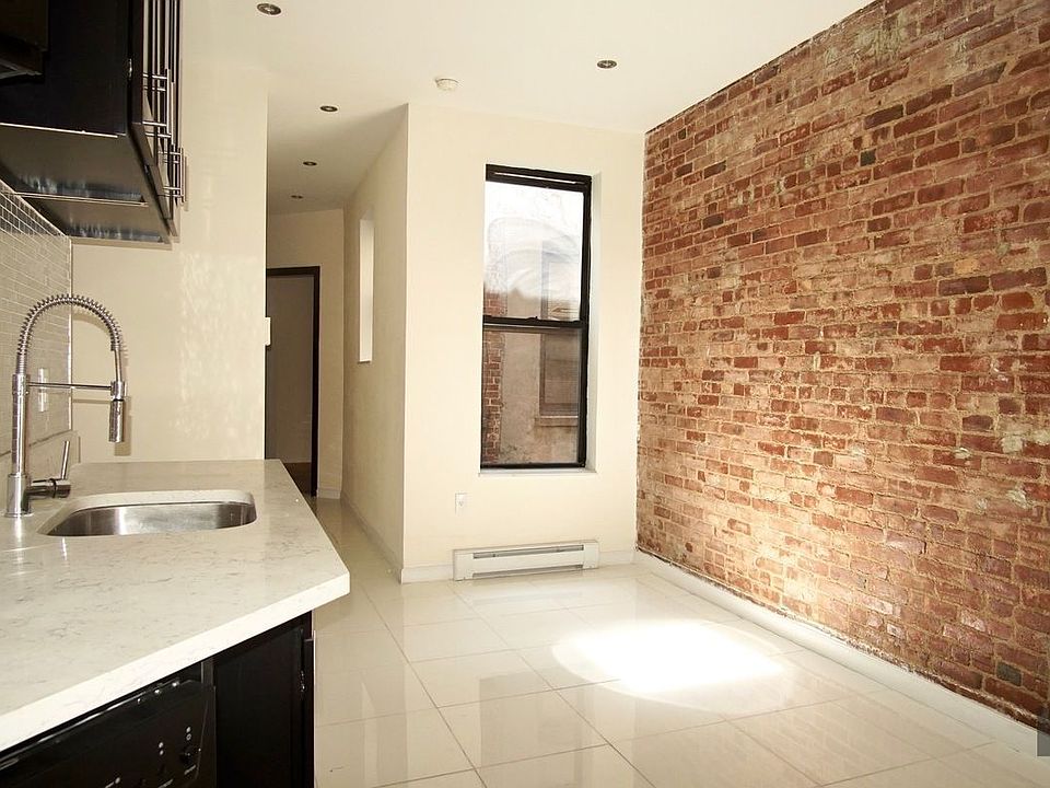 1st image of 342 Manhattan Ave APT 5N