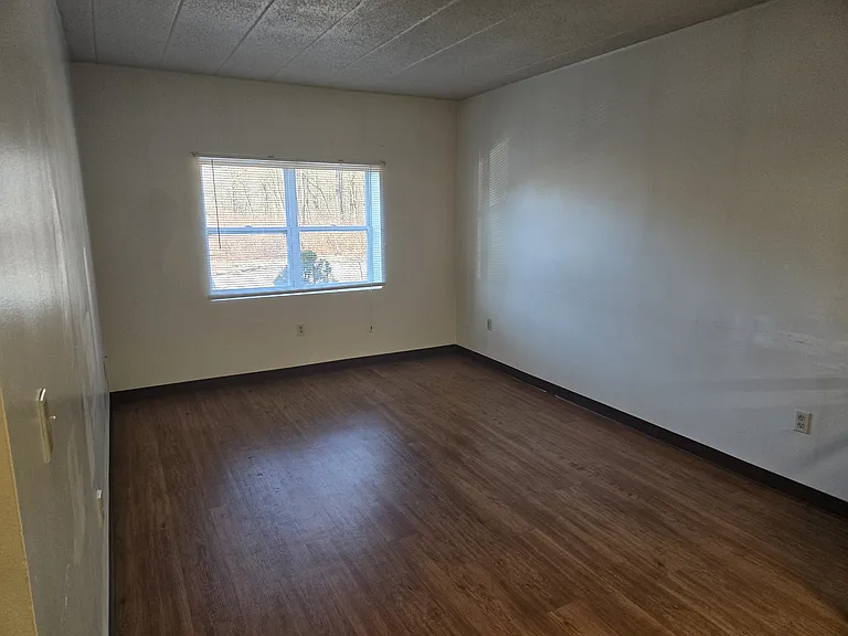 793 Myers Dr #103 — Photo 4