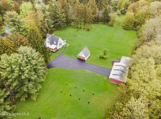 90 Baldwin Rd, Glenville, NY 12302