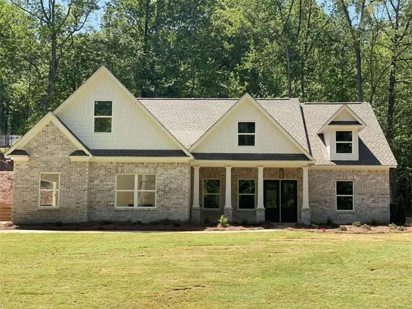 439 Oak Ridge Dr, Maysville, GA 30558