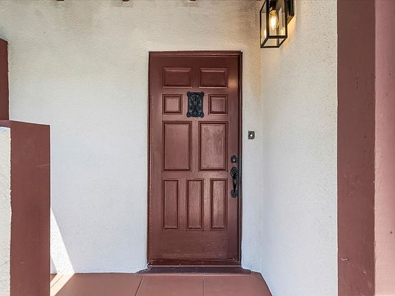 3rd image of 1222 Aldine Ct #1224