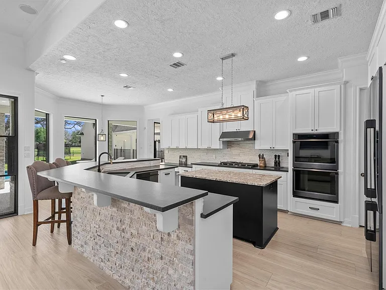 2703 Cavallo Pass — Photo 11