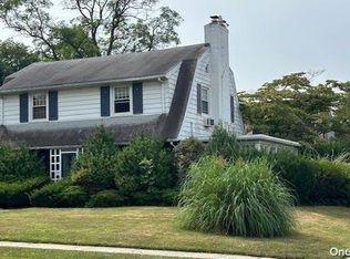 21804 40th Ave, Bayside, NY