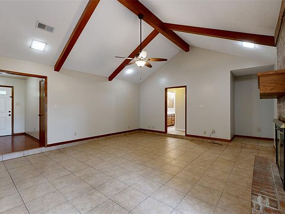 3rd image of 2704 Wilderness Dr N