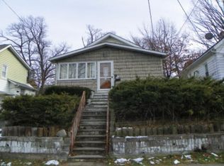 20 Princeton St, Nutley, NJ 07110