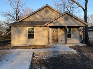 214 Brownell Ave, Joplin, MO 64801