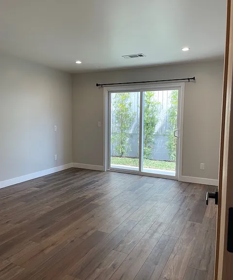2242 N Fairview St #102 — Photo 9