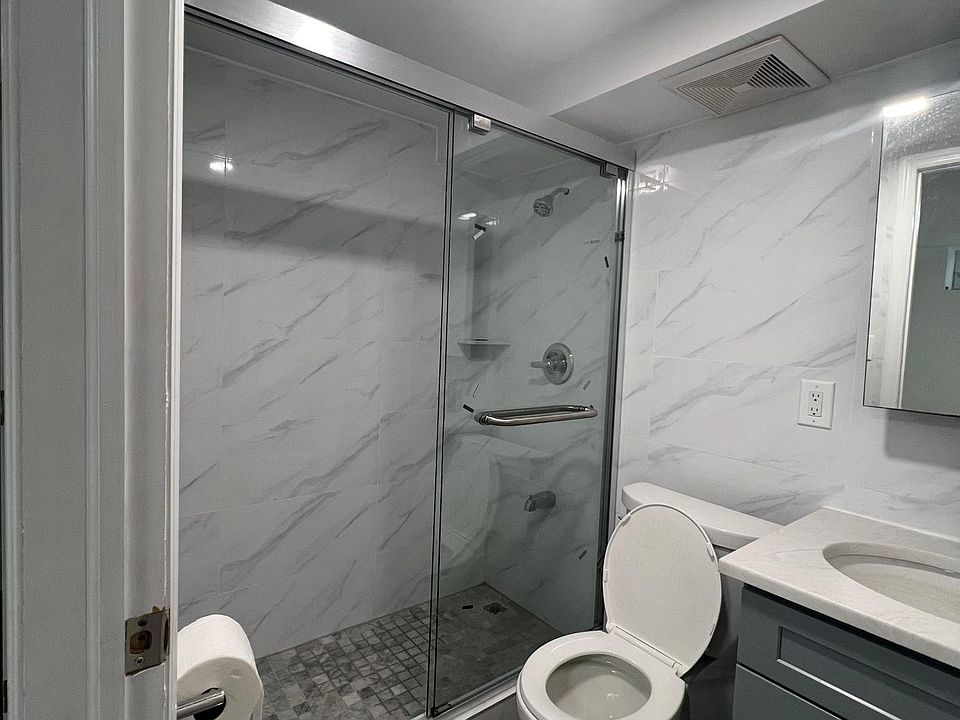 2nd image of 951 77th St #L
