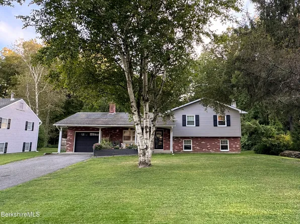 209 Velma Ave, Pittsfield, MA 01201