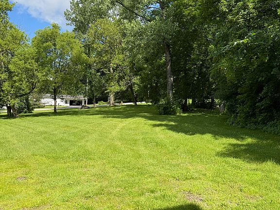 3rd image of 89 Susie Wilson Rd #1