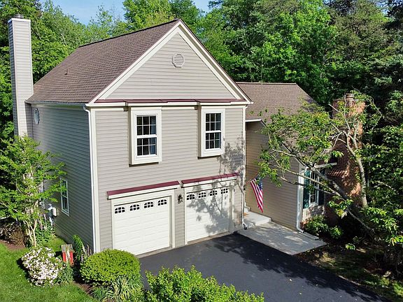 2nd image of 15155 Stratton Major Ct