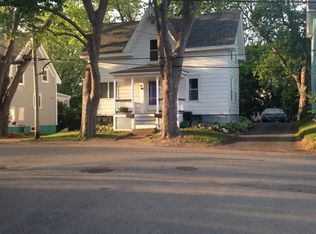 121 Stark St, Portsmouth, NH 03801