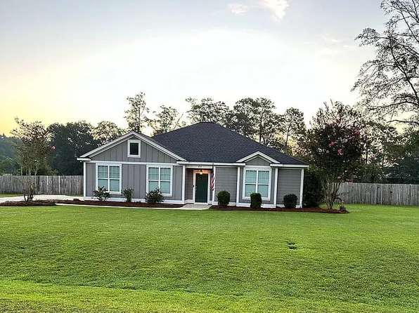 204 Stirrup Ln, Thomasville, GA 31757