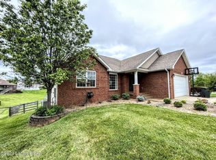 309 Castleton Ct, Vine Grove, KY 40175