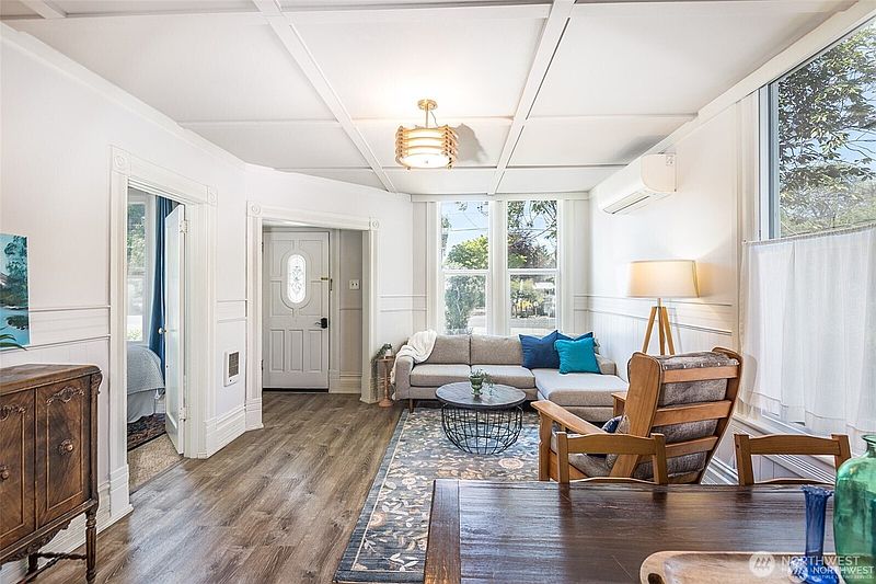 2nd image of 4900 Sequim Dungeness Way