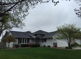 449 S Park Dr, Griffith, IN 46319