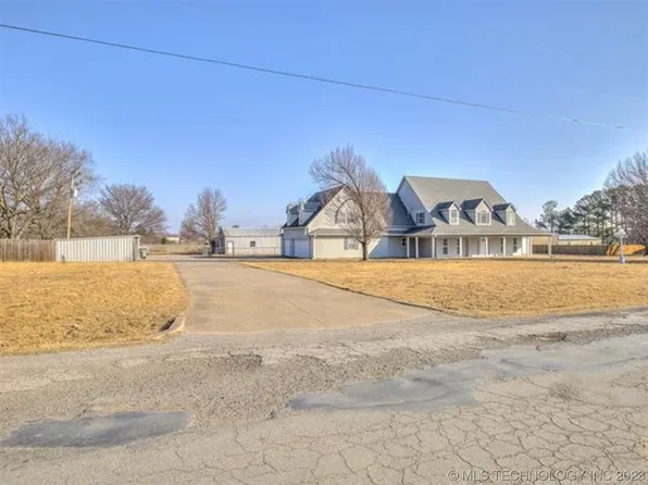 18040 S 270th Rd, Okmulgee, OK 74447