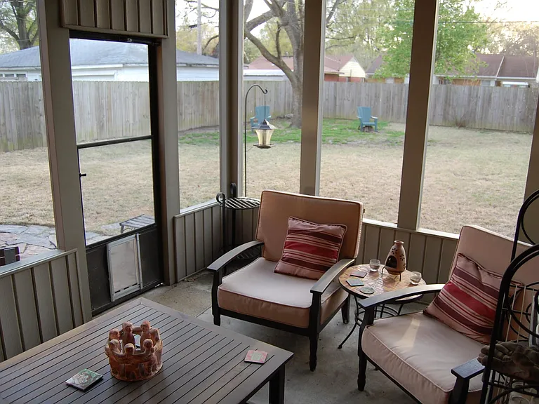 1523 Ivy Rd — Photo 20