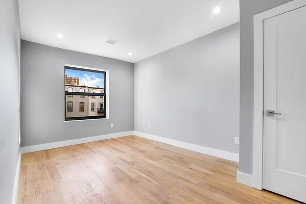 Rented by Brownstone Property Group | media 12