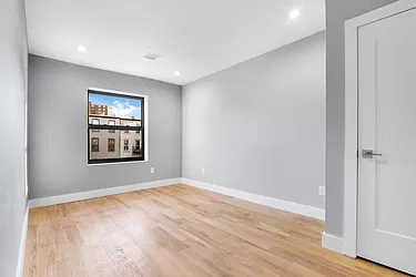 Rented by Brownstone Property Group