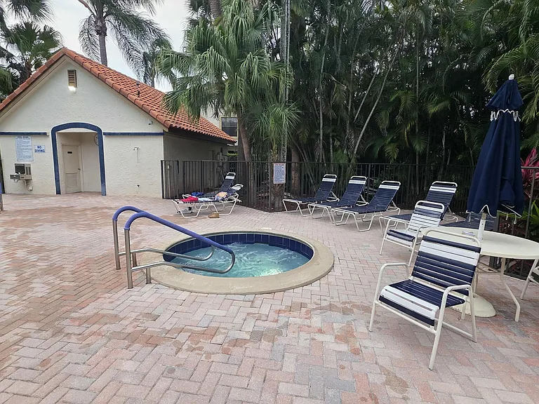7743 La Mirada Dr — Photo 25
