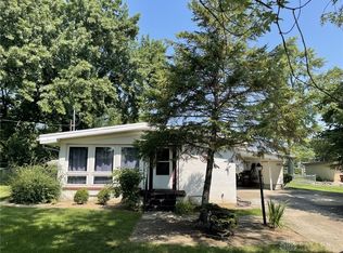 4721 Creekview Dr, Middletown, OH 45044