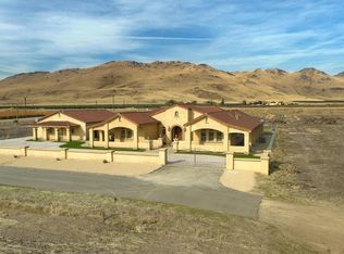 1662 S Alta Ave, Reedley, CA 93654