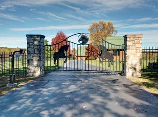 1605 Willoughby Rd, Clever, MO 65631