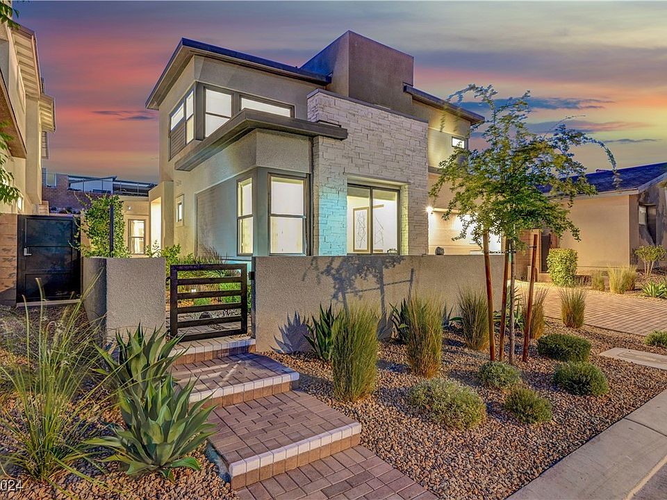 1st image of 377 Crown Mesa Ave