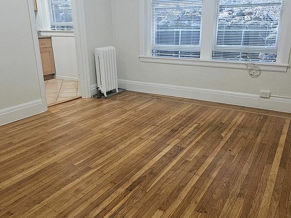 3rd image of 846 Bush St #4