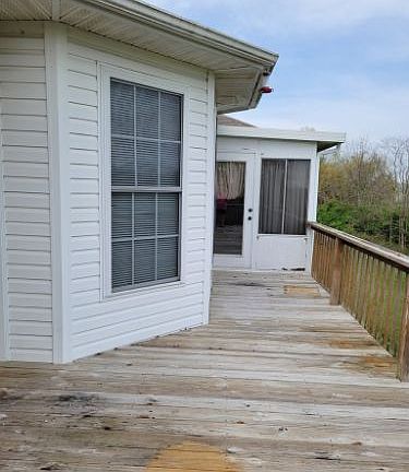 5th image of 1160 Hill Dr