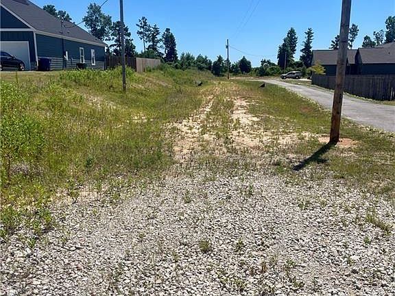 5th image of 2947 Lee Road 40