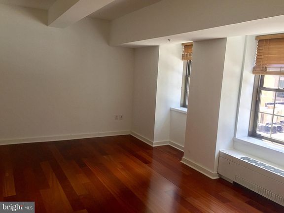 2nd image of 219 S 18th St #613