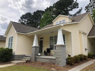 3701 Willow Run Dr, Greenville, NC 27858